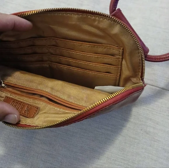 Hobo international Red And Gold Metallic Wristlet - Picture 2 of 3